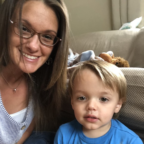 Meet your Posher, Ashley - Picture 1 of 1